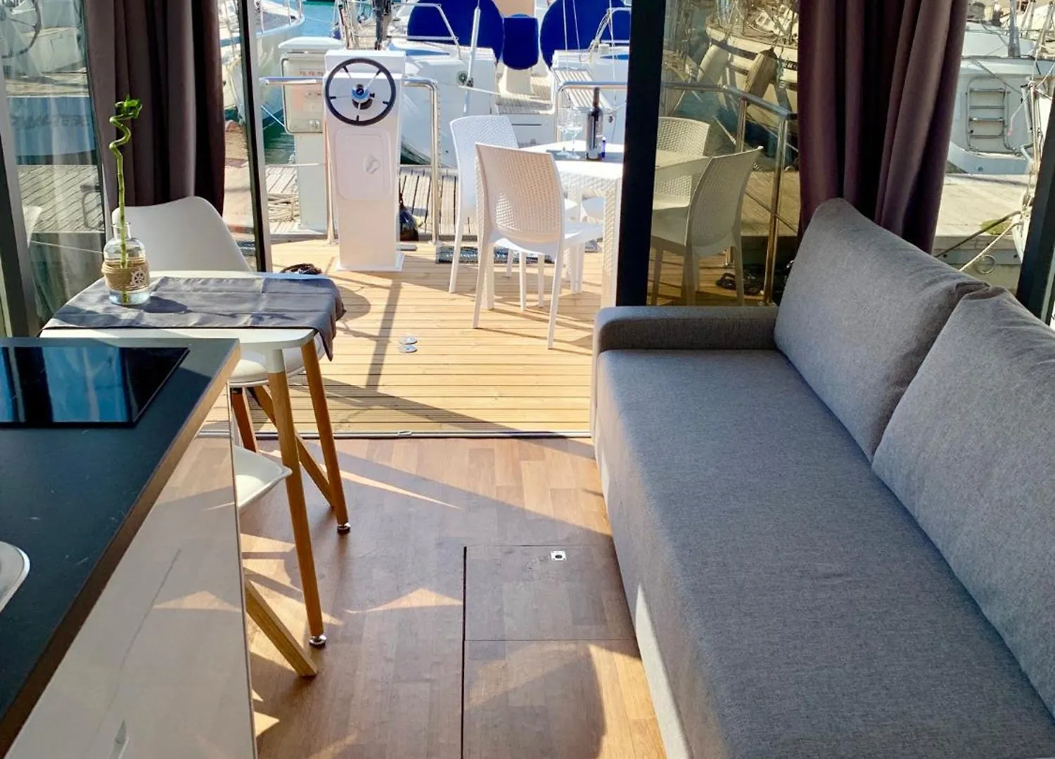 Hotel Houseboat Seabreeze Alghero Italien