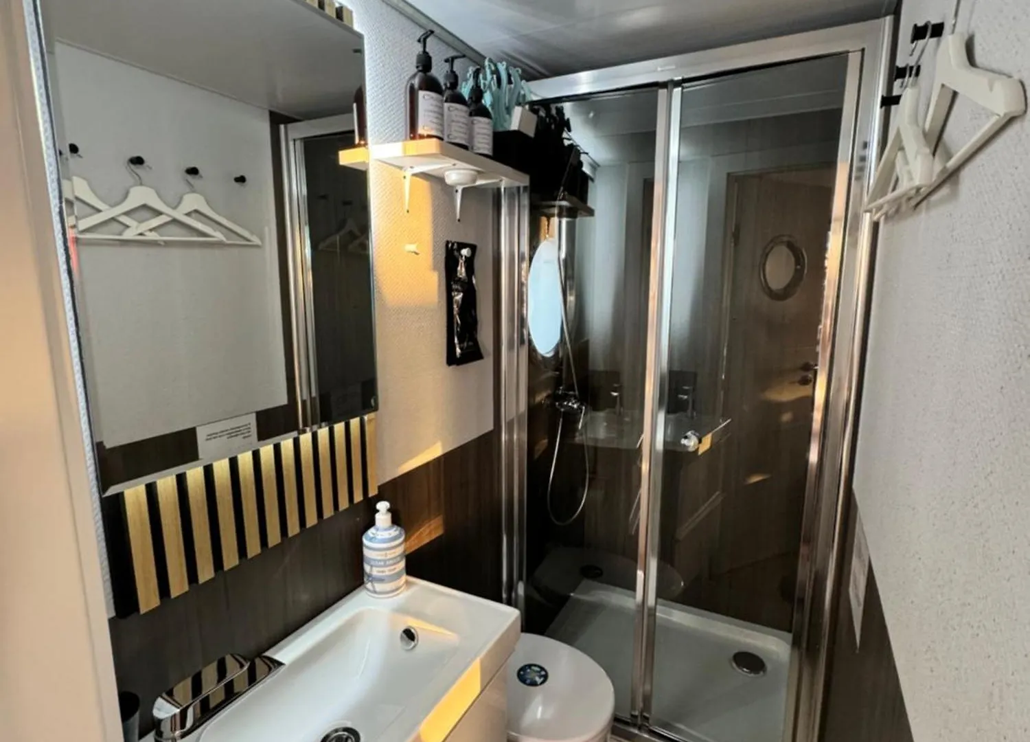 Hotel Houseboat Seabreeze Alghero Italien