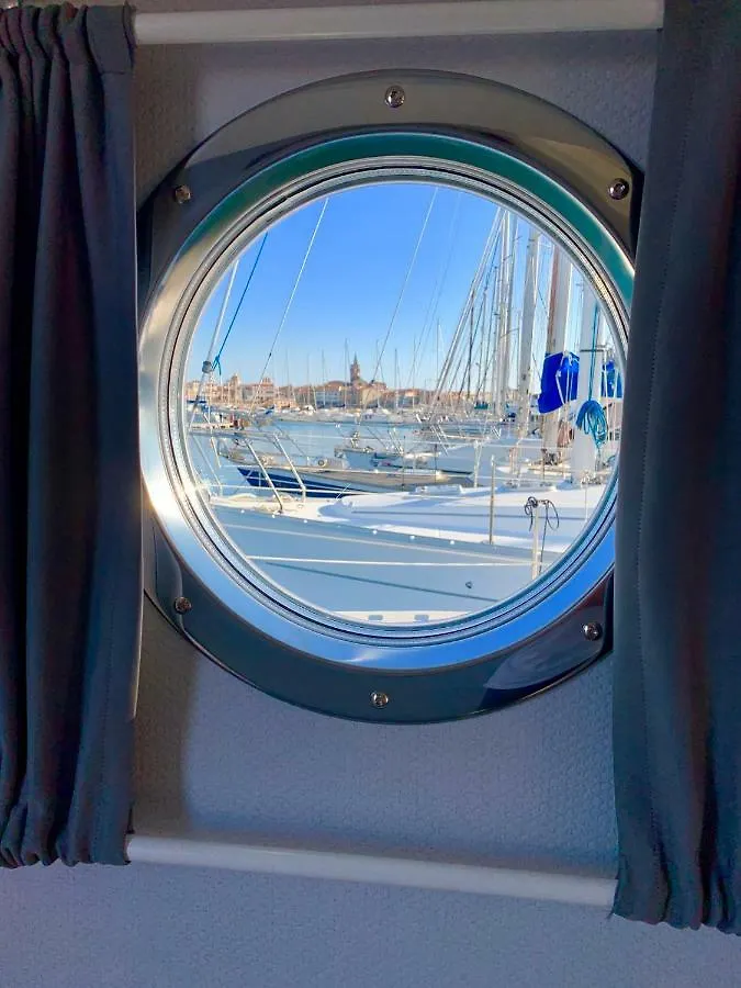 Botel Hotel Houseboat Seabreeze Alghero Italien