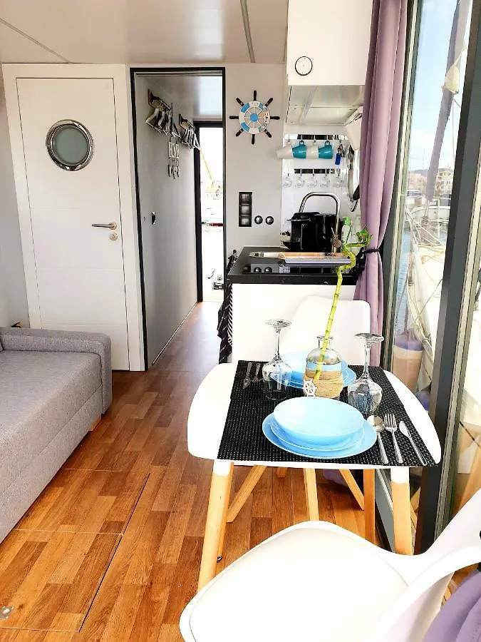 Houseboat Seabreeze Hotel Alghero